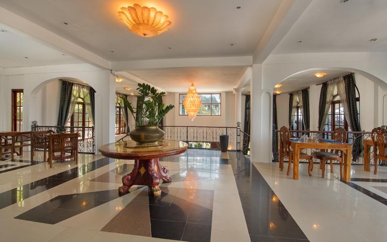 Hotel Ceylon Breeze Kandy Exterior foto